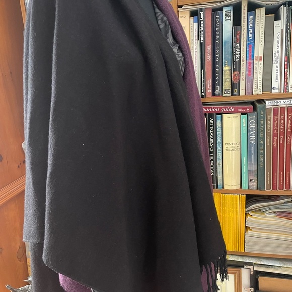 Sweeping Black and Purple Women's Shawl - Picture 3 of 9